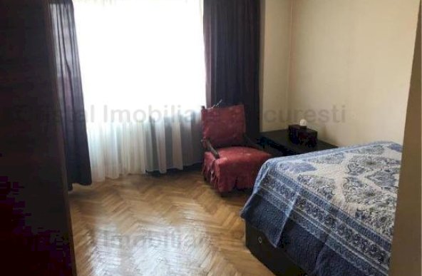 Inchiriez apartament 2 camere pe Bulevardul Unirii, Zepter