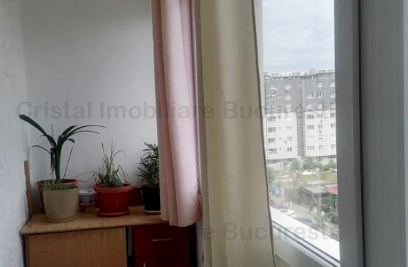 Vinzare apartament cu 3 camere