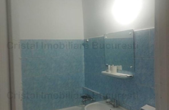 Inchiriez apartament 2 camere, zona Piata Muncii, partial mobilata si utilata