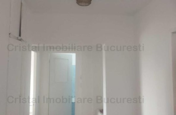 Inchiriez apartament 2 camere, zona Piata Muncii, partial mobilata si utilata