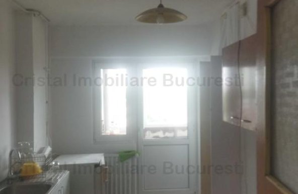 Inchiriez apartament 2 camere, zona Piata Muncii, partial mobilata si utilata