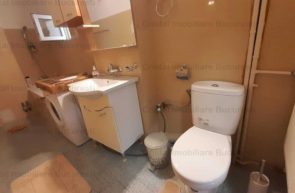 Inchiriez apartament de 2 camere, zona Unirii, renovat, dotat cu filtru de apa