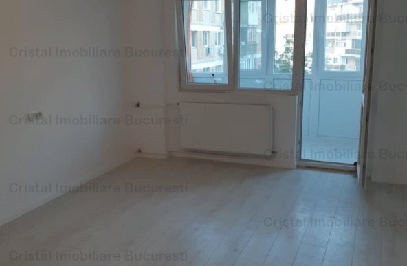 Apartament 3 camere de vanzare Drumul Taberei Metrou Constantin Brancus