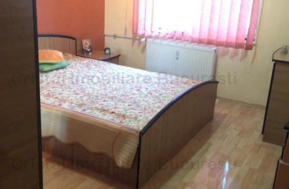 Apartament 3 camere, 2 grupuri sanitare Titan Auchan