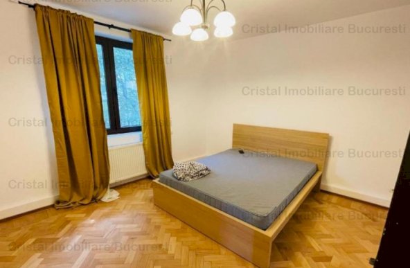 Vand apartament 2 camere Unirii