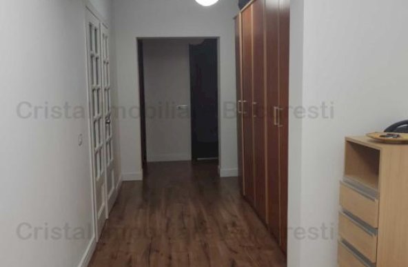 Apartament 3 camere langa metrou 1 Decembrie 1918, decomandat, 1/8.