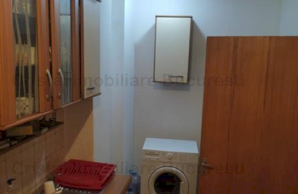 Apartament 3 camere decomandat Lujerului,vis a vis de Cora