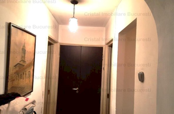 Apartament  3 camere de vanzare Drumul Taberei 