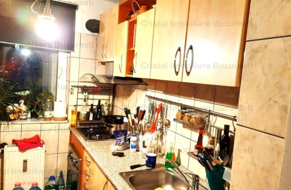 Apartament  3 camere de vanzare Drumul Taberei 