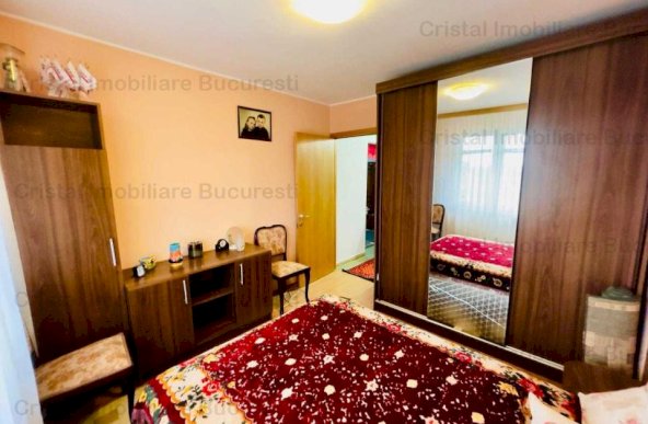 Apartament 3 camere de vanzare Gorjului