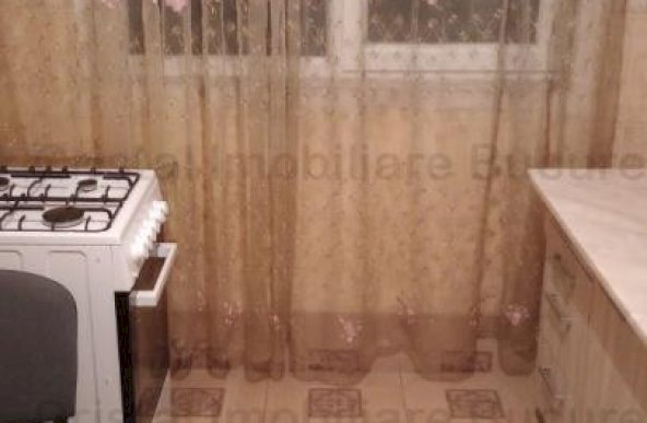 Apartament 3 camere, Piata Sudului. 