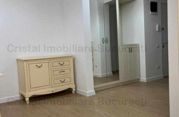 Închiriez apartament 2 camere Novum Politehnica