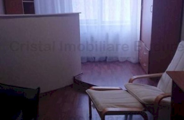 Închiriez apartament 3 camere si 2 bai, aer conditionat, Crangasi