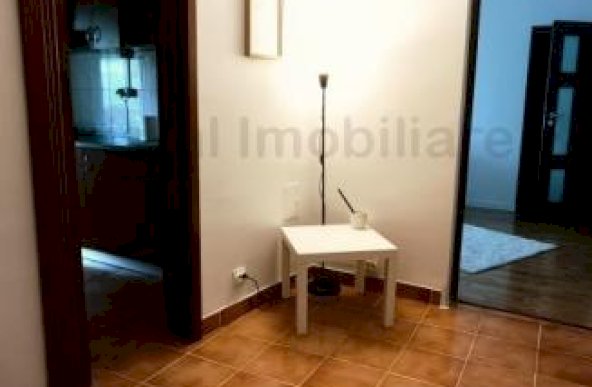 Apartament 3 camere de vanzare Gorjului 