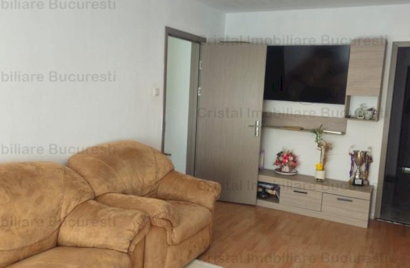 Apartament 4 camere de vanzare Crangasi