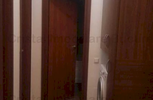 Apartament 2 camere de vanzare Lujerului