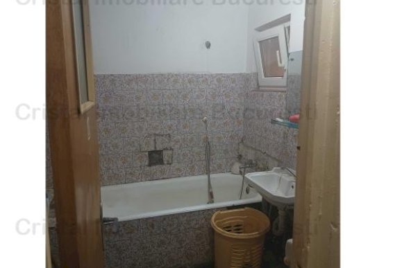 Apartament 3 camere de vanzare Rasaritului