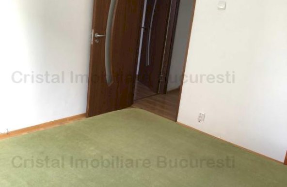 Apartament 2 camere de vanzare  Pacii