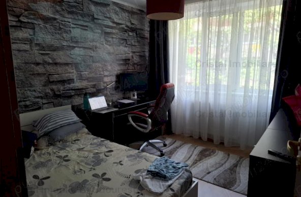 Apartamnt 4 camere, Brancoveanu, Izvorul Crisului. Cu Centrala proprie. 