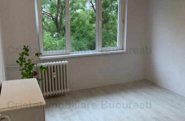 Apartament 3 camere langa metrou 1 Decembrie 1918