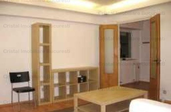 Vanzare Apartament 3 Camere stradal pe Bd. Nerva Traian