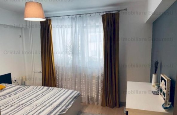 Vanzare Apartament  3 Camere stradal pe Bd Nerva Traian