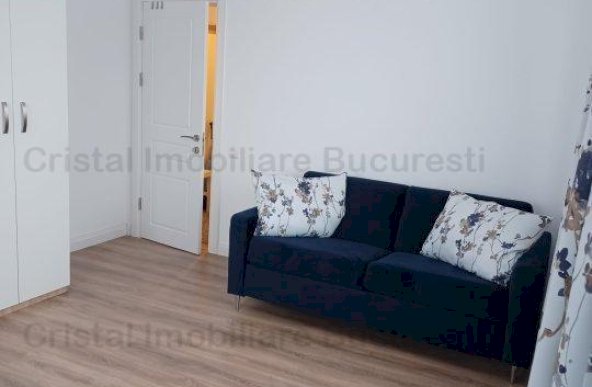 Apartament 3 camere, 2 bai, centrala, zona Trapezului