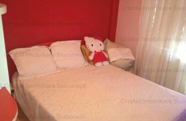 Apartament 4 camere de vanzare Lujerului