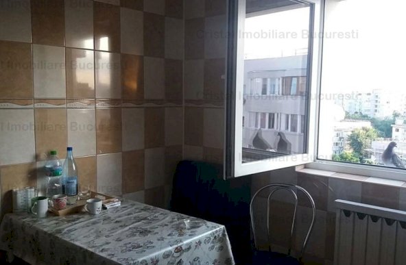 Vanzare Apartament 3 Camere pe Calea Vitan la 3 minute de Mall Vitan