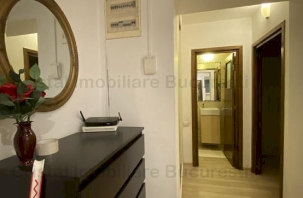 Apartament 4 camere 700 EUR, zona Titan