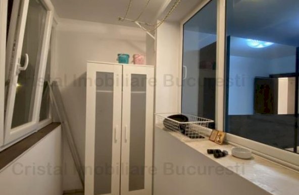 Apartament 4 camere 700 EUR, zona Titan