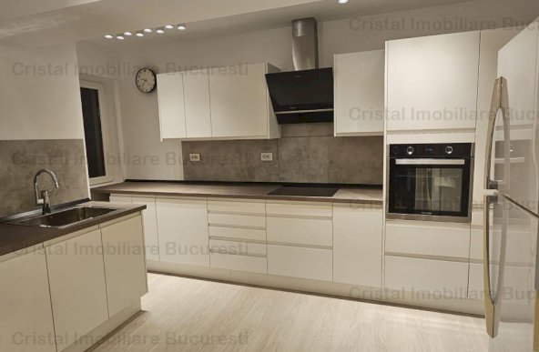 Inchiriez apartament 4 camere, zona Piata Alba Iulia, aproape de metrou