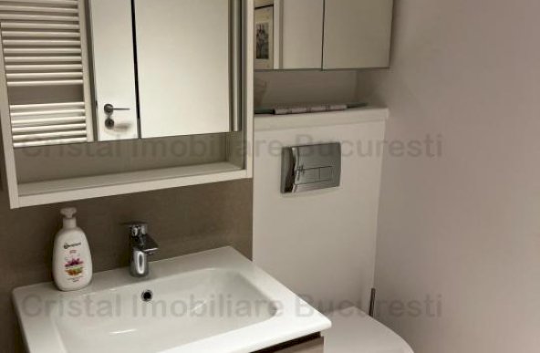 Inchiriez apartament 4 camere, zona Piata Alba Iulia, aproape de metrou