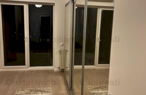 Inchiriez apartament 4 camere, zona Piata Alba Iulia, aproape de metrou