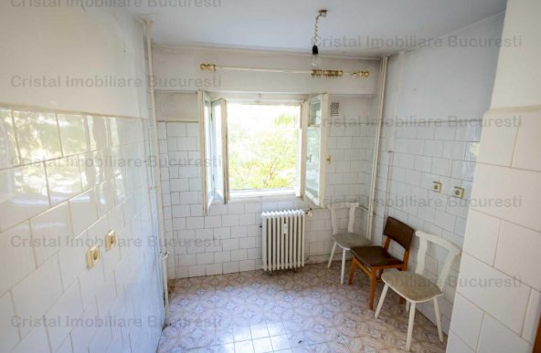  3 camere, Apartament, Calea Calarasilor!