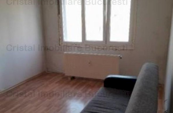 Apartament 3 camere, posibilitate centrala, strada Prevederii