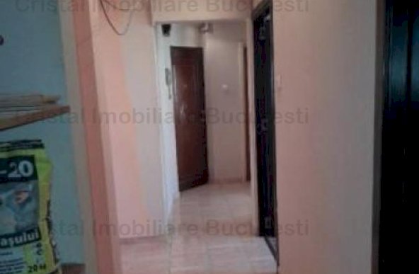 Apartament 3 camere, posibilitate centrala, strada Prevederii