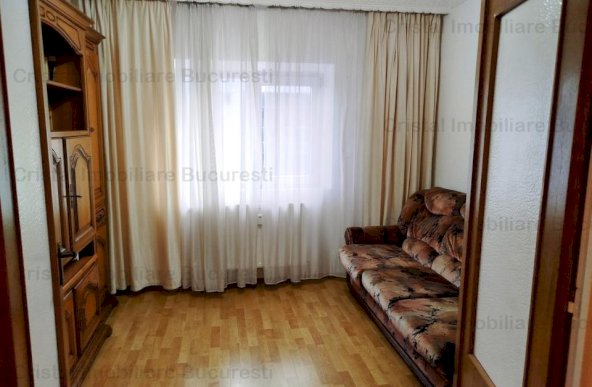 Vanzare Apartament 4 Camere Mall Vitan