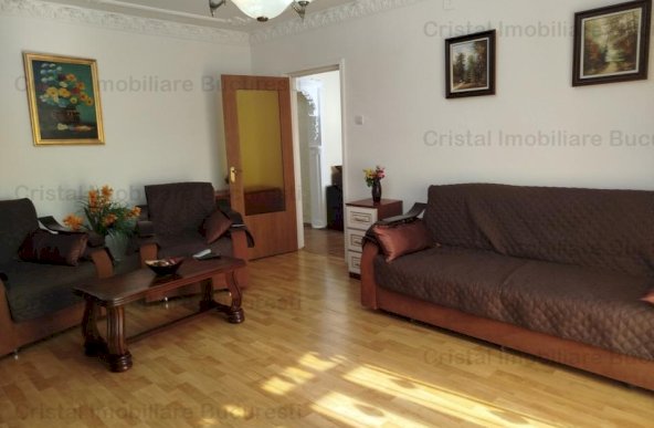 Vanzare Apartament 4 Camere Mall Vitan