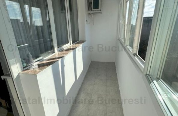 Apartament 3 camere de vanzare Plaza România