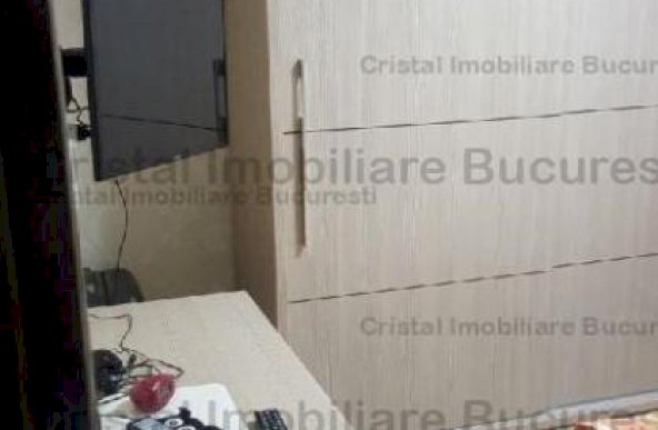 Apartament 3 camere Militari Gorjului,2 min de metrou,centrala proprie