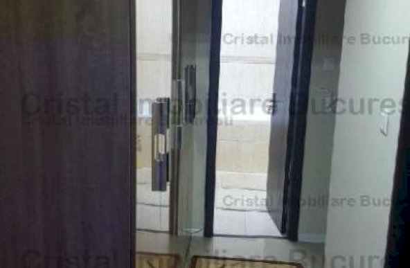 Apartament 3 camere Militari Gorjului,2 min de metrou,centrala proprie