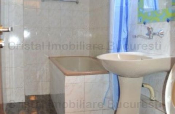 Vanzare Apartament 2 Camere intre Bd. Nerva Traian si Mall Vitan