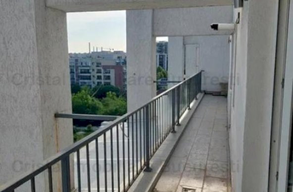 Apartament spatios de 3 camere, centrala, 2 bai in Titan/Fetesti