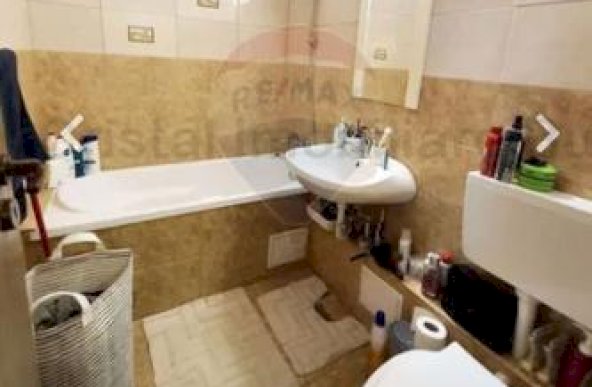 Apartament 2 camere . Zona Titan, 450 EUR