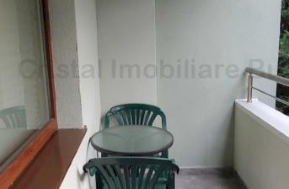 Apartament 3 camere si 2 bai la 900 EUR, Zona TItan