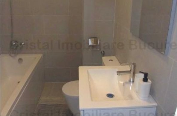 Apartament 3 camere si 2 bai la 900 EUR, Zona TItan