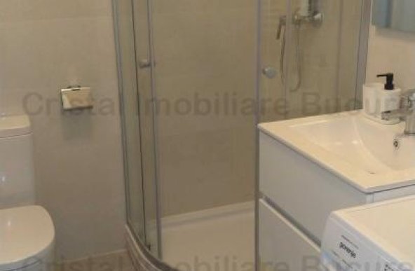 Apartament 3 camere si 2 bai la 900 EUR, Zona TItan