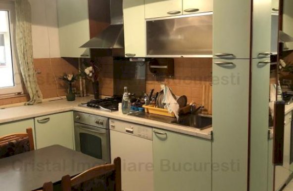 Apartament 3 camere, zona Brancoveanu, Izvorul Rece. 