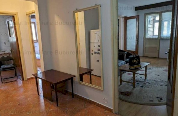 Apartament 3 camere, Parc. Bld. Tineretului, la 2 min de metrou.  